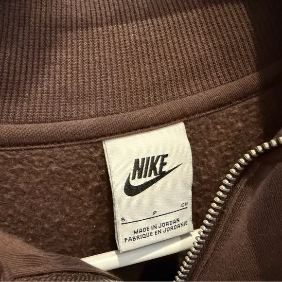 Nike Brown Half-Zip Sweatshirt - Picture 3 of 4